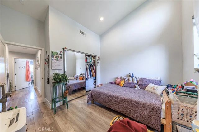 5743 Case, North Hollywood, CA 91601