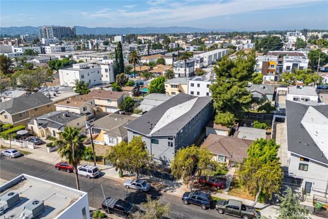 5743 Case, North Hollywood, CA 91601