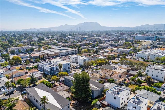 5743 Case, North Hollywood, CA 91601