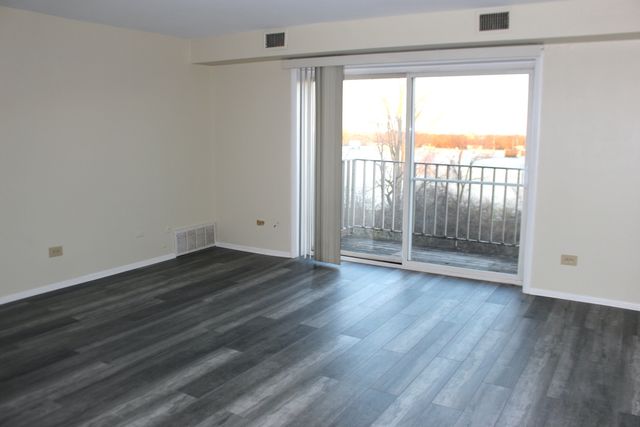 4500 Beau Monde Drive 400, Lisle, IL 60532