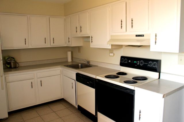 4500 Beau Monde Drive 400, Lisle, IL 60532