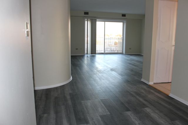 4500 Beau Monde Drive 400, Lisle, IL 60532