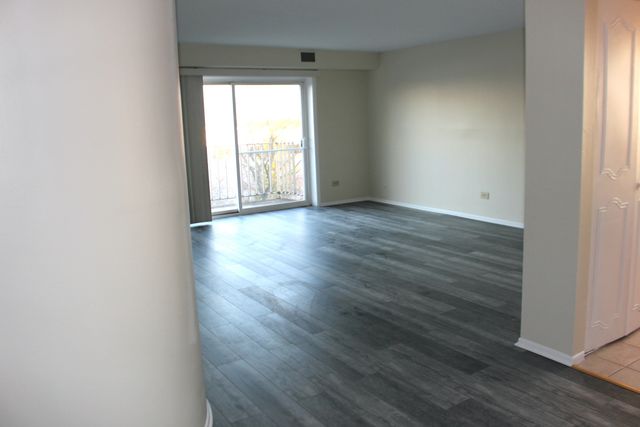 4500 Beau Monde Drive 400, Lisle, IL 60532