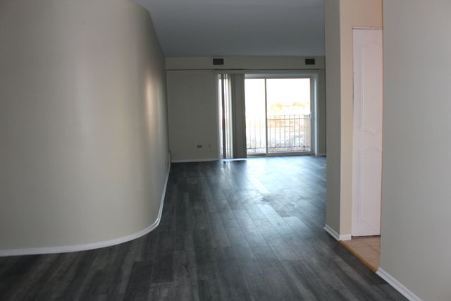 4500 Beau Monde Drive 400, Lisle, IL 60532