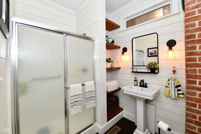 379 Euclid Avenue, Greenwood, IN 46142