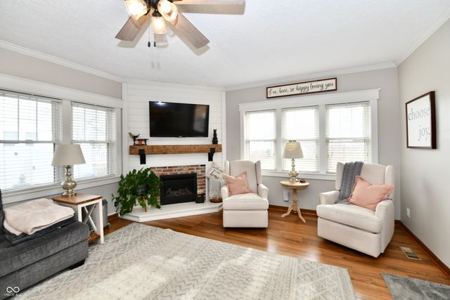 379 Euclid Avenue, Greenwood, IN 46142