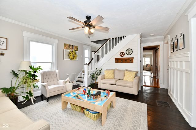 379 Euclid Avenue, Greenwood, IN 46142