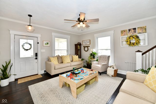 379 Euclid Avenue, Greenwood, IN 46142