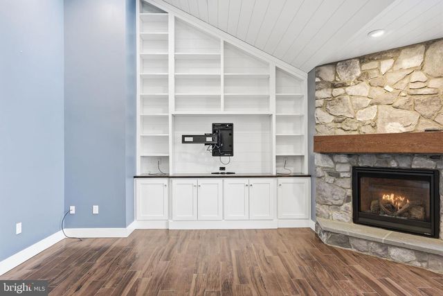 176 FENSTERMAKER RD, Kutztown, PA 19530