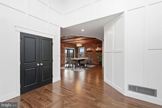 176 FENSTERMAKER RD, Kutztown, PA 19530