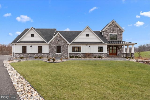 176 FENSTERMAKER RD, Kutztown, PA 19530