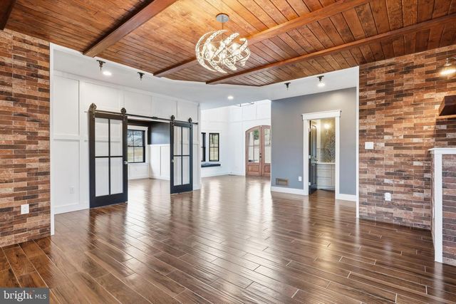 176 FENSTERMAKER RD, Kutztown, PA 19530