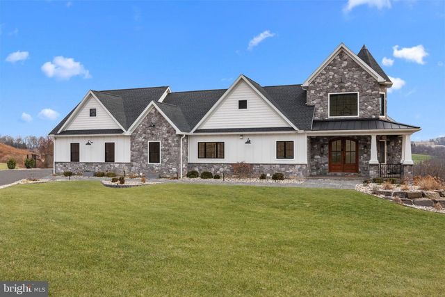 176 FENSTERMAKER RD, Kutztown, PA 19530