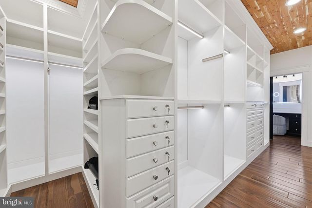 176 FENSTERMAKER RD, Kutztown, PA 19530