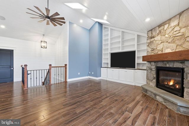 176 FENSTERMAKER RD, Kutztown, PA 19530