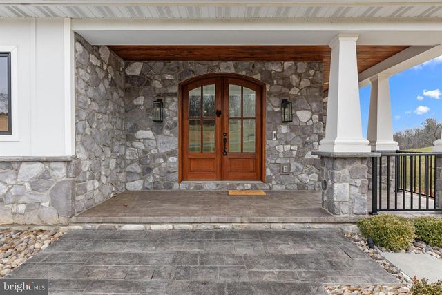 176 FENSTERMAKER RD, Kutztown, PA 19530