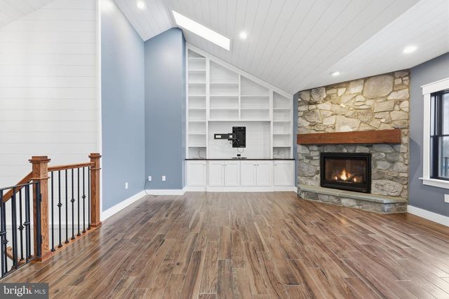 176 FENSTERMAKER RD, Kutztown, PA 19530