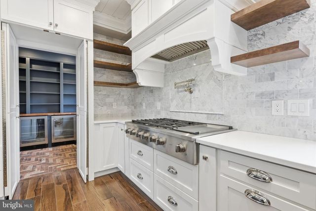 176 FENSTERMAKER RD, Kutztown, PA 19530