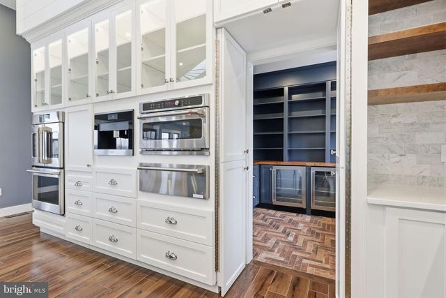 176 FENSTERMAKER RD, Kutztown, PA 19530