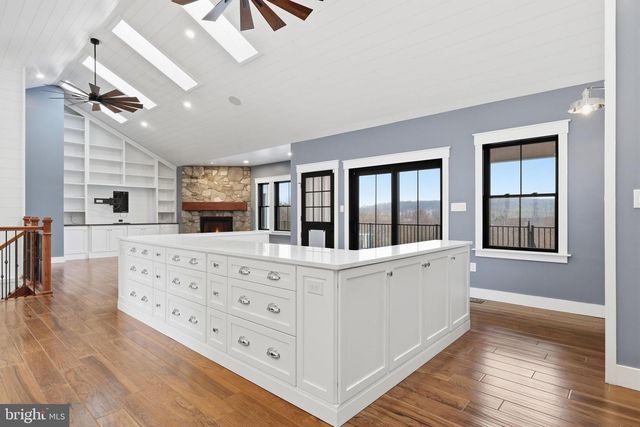 176 FENSTERMAKER RD, Kutztown, PA 19530