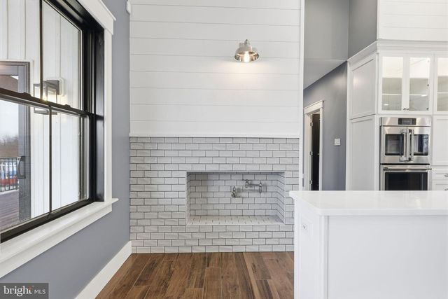 176 FENSTERMAKER RD, Kutztown, PA 19530