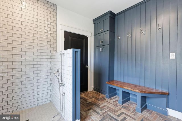 176 FENSTERMAKER RD, Kutztown, PA 19530