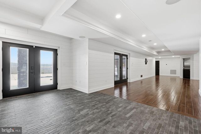 176 FENSTERMAKER RD, Kutztown, PA 19530