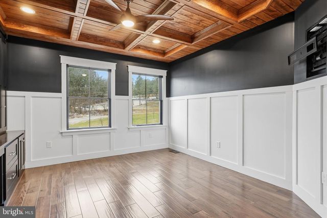 176 FENSTERMAKER RD, Kutztown, PA 19530