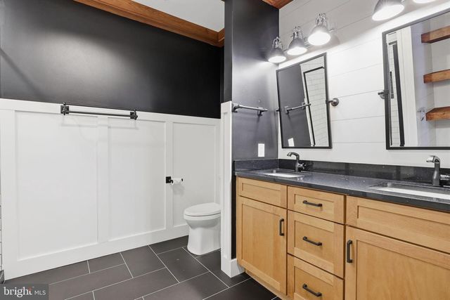 176 FENSTERMAKER RD, Kutztown, PA 19530