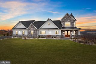 176 FENSTERMAKER RD, Kutztown, PA 19530