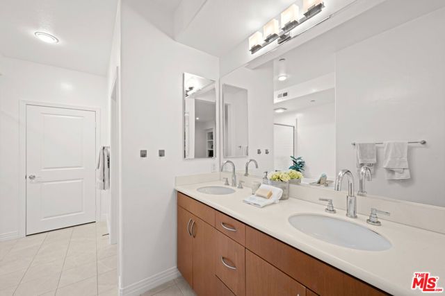 7100 Playa Vista Drive 120, Los Angeles, CA 90094