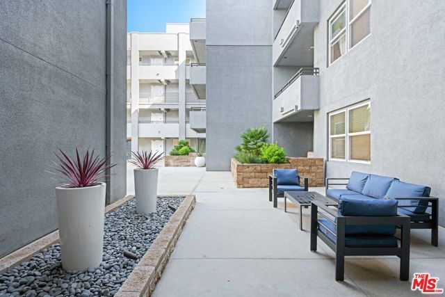 7100 Playa Vista Drive 120, Los Angeles, CA 90094