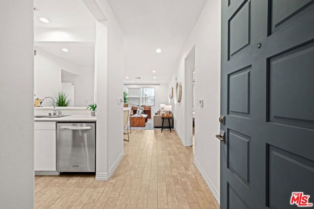 7100 Playa Vista Drive 120, Los Angeles, CA 90094