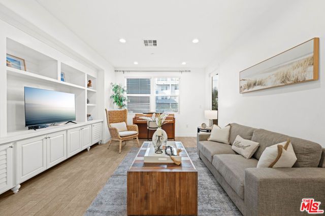 7100 Playa Vista Drive 120, Los Angeles, CA 90094