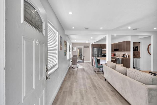 1600 NW 2nd Avenue, Fort Lauderdale, FL 33311