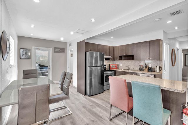 1600 NW 2nd Avenue, Fort Lauderdale, FL 33311