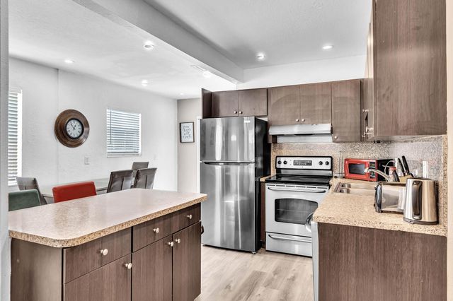 1600 NW 2nd Avenue, Fort Lauderdale, FL 33311