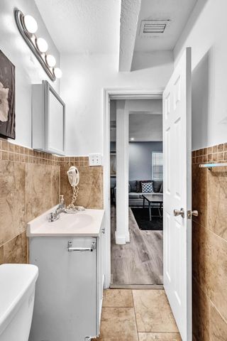 1600 NW 2nd Avenue, Fort Lauderdale, FL 33311