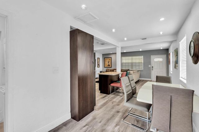 1600 NW 2nd Avenue, Fort Lauderdale, FL 33311