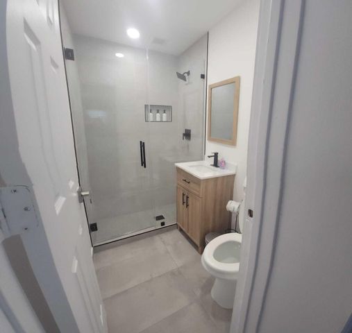 1600 NW 2nd Avenue, Fort Lauderdale, FL 33311