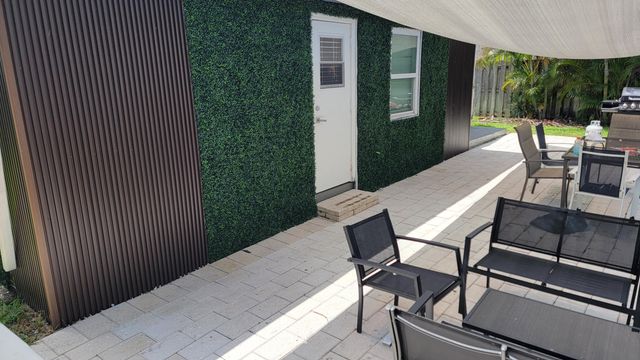 1600 NW 2nd Avenue, Fort Lauderdale, FL 33311