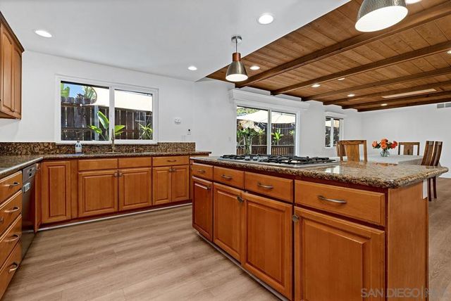 8857 Echo Dr, La Mesa, CA 91941