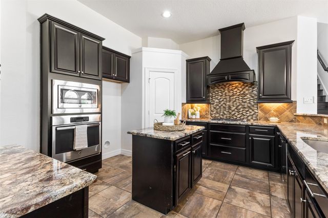 8914 Vineyard Valley Court, Tomball, TX 77375