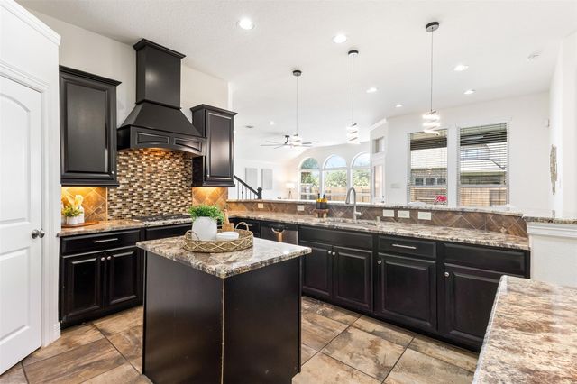 8914 Vineyard Valley Court, Tomball, TX 77375