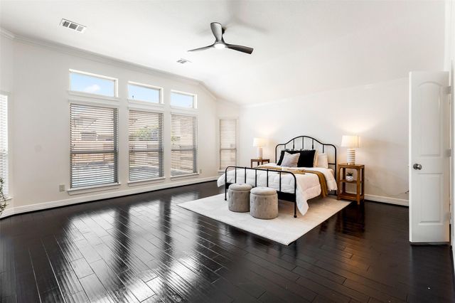 8914 Vineyard Valley Court, Tomball, TX 77375
