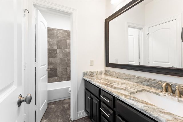 8914 Vineyard Valley Court, Tomball, TX 77375