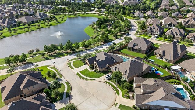 8914 Vineyard Valley Court, Tomball, TX 77375