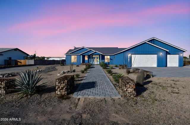 11224 W TETHER Trail W, Peoria, AZ 85383