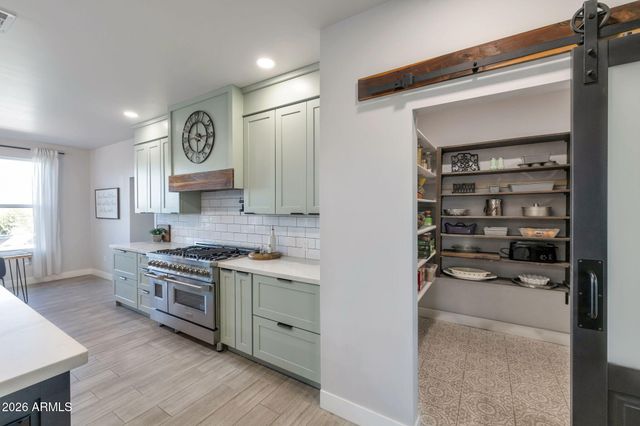11224 W TETHER Trail W, Peoria, AZ 85383