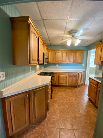 15 Roland Park Drive, Huntington, WV 25705